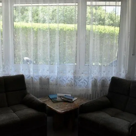 Ferienwohnung Im Grunen - A88462 Apartment